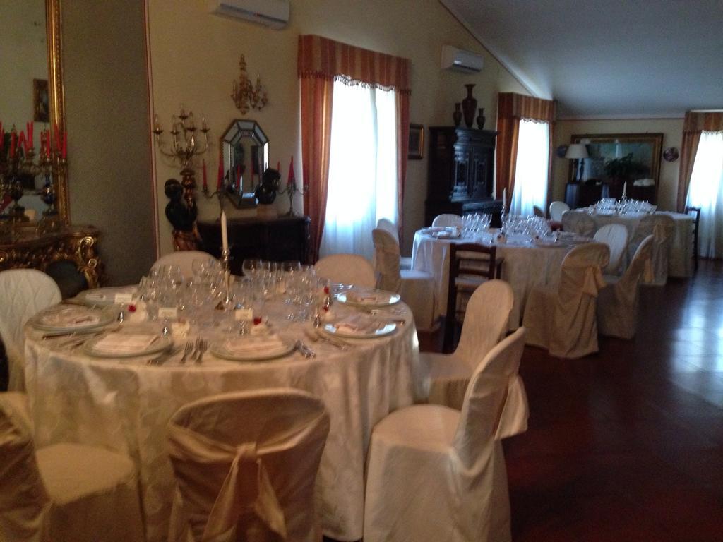 ホテルCastello D'Abruzzo Ripa Teatina エクステリア 写真