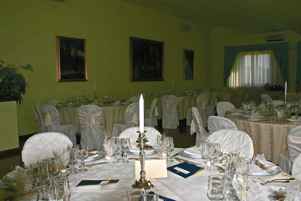 ホテルCastello D'Abruzzo Ripa Teatina エクステリア 写真
